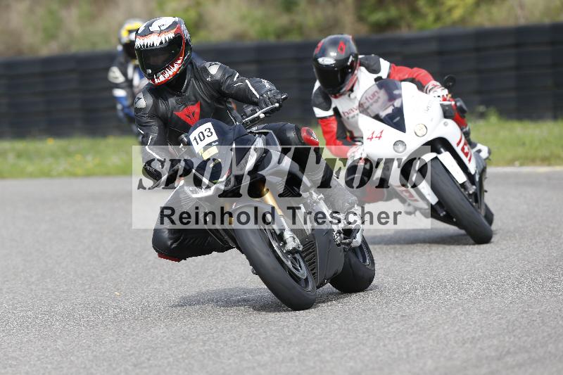/53 16.09.2025 Track Day Domi Aegerter ADR/Gruppe gelb/103